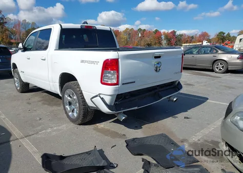 2022 Ram 1500 Big Horn 4X4 5'7 Box z USA, uszkodzony, nr VIN 1C6SRFFT8NN381567